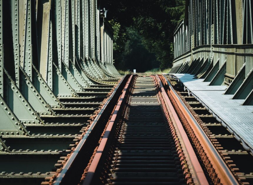 GitLab Path Traversal Flaw: Quick Fix for Users
