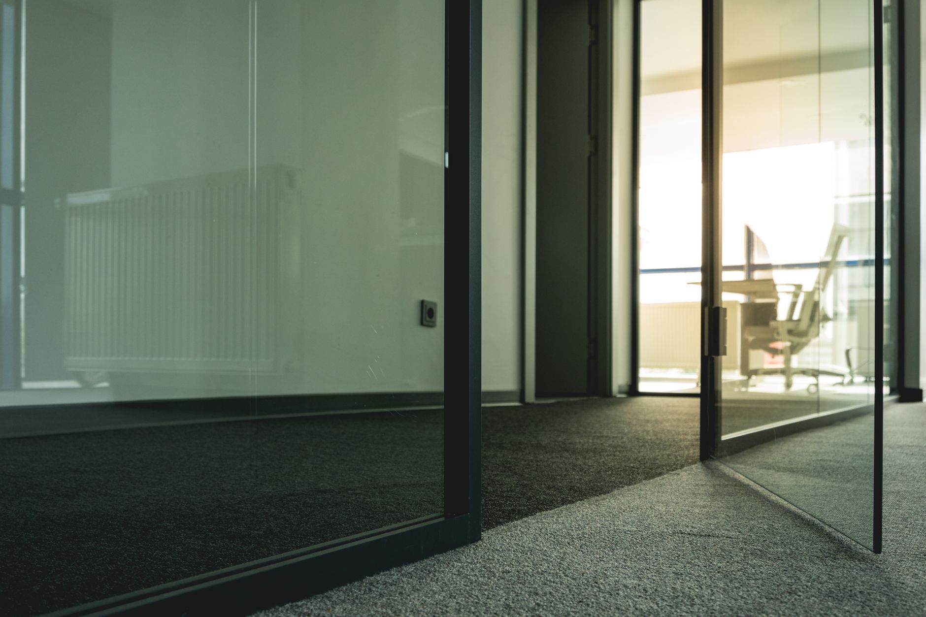 Glass Wall Systems IPO: Proven Gains Show 26% Potential